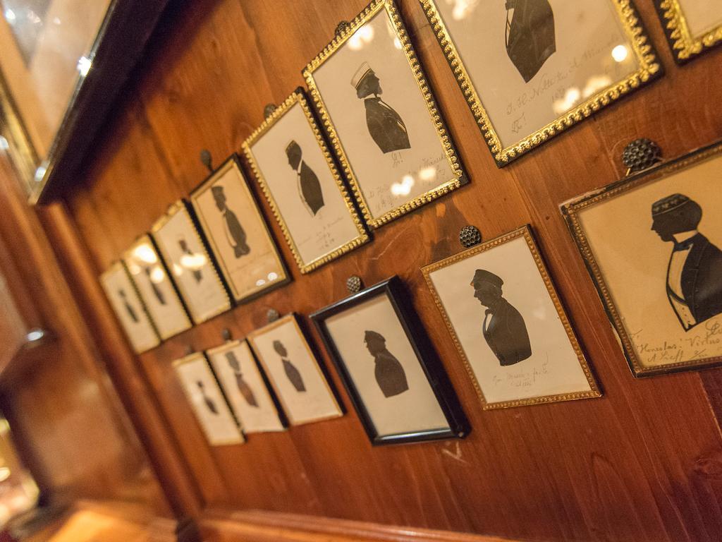 Die Hirschgasse ハイデルベルク エクステリア 写真